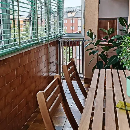 Apartment Yellow Submarine