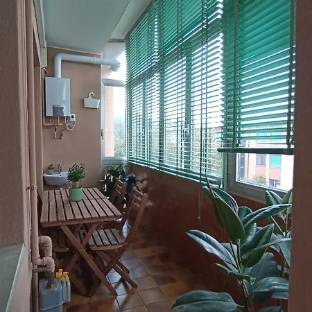 Yellow Submarine Apartman